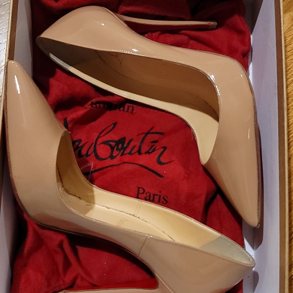 Authentic So Kate Christian Louboutin Heels